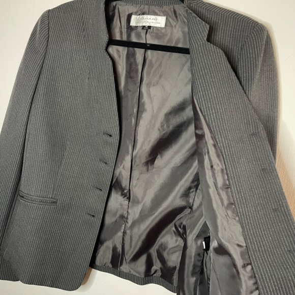 Tahari 2-piece Suit Size 10 - Picture 8 of 11